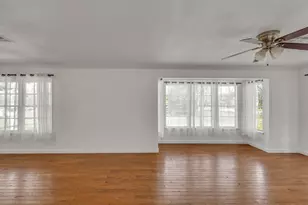 1309 Sloan St, Taylor, TX 76574 - Photo 22