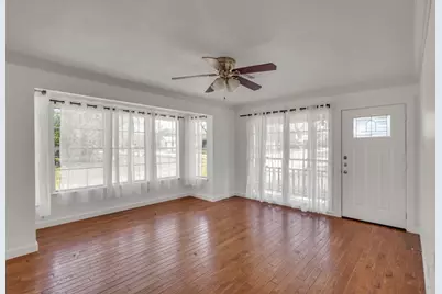 1309 Sloan Street, Taylor, TX 76574 - Photo 8