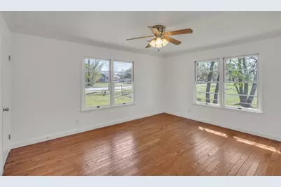 1309 Sloan Street, Taylor, TX 76574 - Photo 16