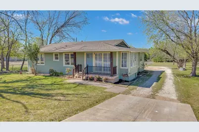 1309 Sloan Street, Taylor, TX 76574 - Photo 4