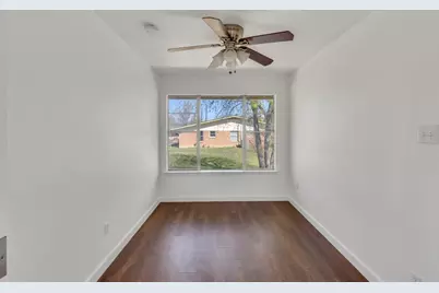 1309 Sloan Street, Taylor, TX 76574 - Photo 12