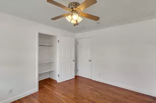 1309 Sloan St, Taylor, TX 76574 - Photo 20