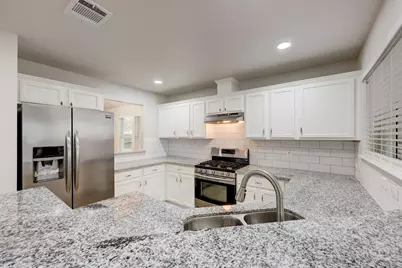 21100 Derby Day Avenue, Pflugerville, TX 78660 - Photo 4