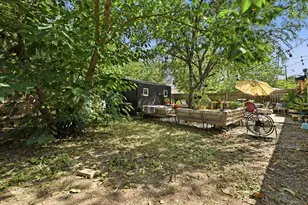 4910 Suburban Dr, Austin, TX 78745 - Photo 28