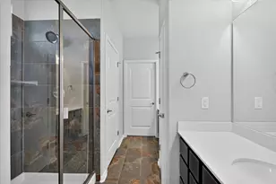 8901 Panhandle Dr, Austin, TX 78747 - Photo 16