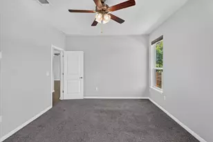8901 Panhandle Dr, Austin, TX 78747 - Photo 14