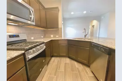 8901 Panhandle Drive, Austin, TX 78747 - Photo 10
