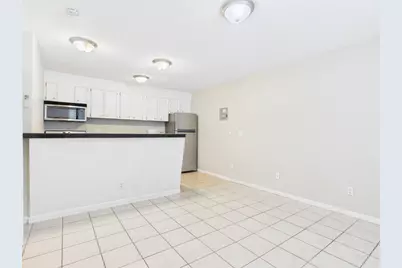 304 E 33rd Street #10, Austin, TX 78705 - Photo 4