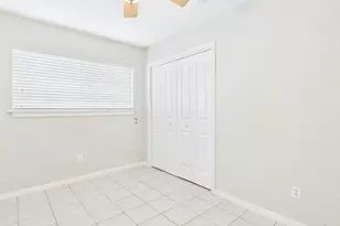 304 E 33rd St, Austin, TX 78705 - Photo 12