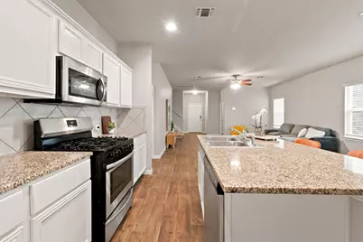 10908 Defender Trail, Austin, TX 78754 - Photo 10