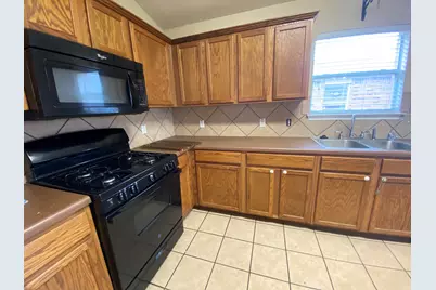 258 Western Drive, Kyle, TX 78640 - Photo 14