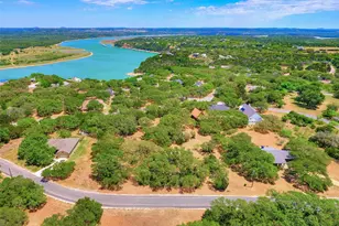 119 Bedford Dr, Spicewood, TX 78669 - Photo 14