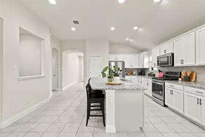 6025 Gimignano Place, Round Rock, TX 78665 - Photo 10