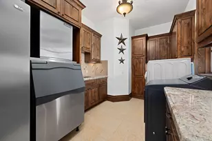 13322 Shore Vista Dr, Austin, TX 78732 - Photo 24