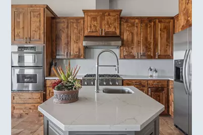 601 Wesley Ridge Drive, Spicewood, TX 78669 - Photo 16