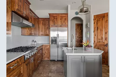 601 Wesley Ridge Drive, Spicewood, TX 78669 - Photo 16