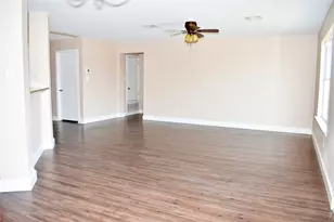 804 Lavaca Loop, Elgin, TX 78621 - Photo 2