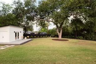 3009 Val Dr, Austin, TX 78723 - Photo 36