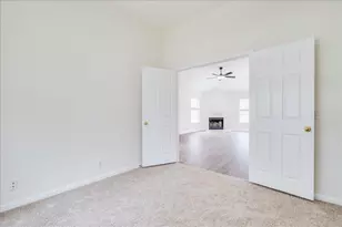 201 Elmer Cove, Kyle, TX 78640 - Photo 16