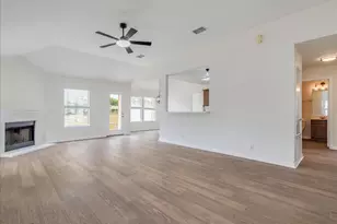 201 Elmer Cove, Kyle, TX 78640 - Photo 4