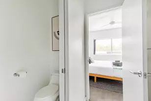 1701 E Martin Luther King Jr Blvd, Austin, TX 78702 - Photo 20