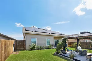 9058 Bowie Rdg, Seguin, TX 78155 - Photo 34