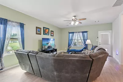 9058 Bowie Ridge, Seguin, TX 78155 - Photo 14