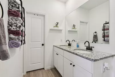 9058 Bowie Ridge, Seguin, TX 78155 - Photo 20