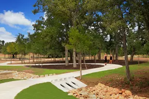 19601 Erna Dr, Pflugerville, TX 78660 - Photo 2