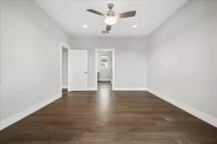 5006 Pecan Springs Rd, Austin, TX 78723 - Photo 16