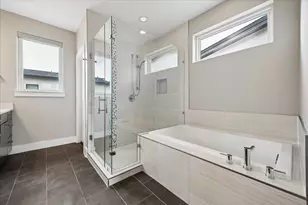 5006 Pecan Springs Rd, Austin, TX 78723 - Photo 18