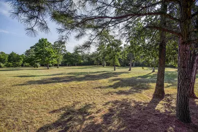 123 Split Oak Road, Smithville, TX 78957 - Photo 2