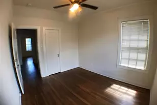 2900 Hampton Rd, Austin, TX 78705 - Photo 10