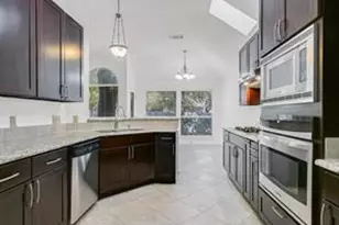 13012 Tantivy Dr, Austin, TX 78729 - Photo 10