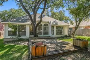 13012 Tantivy Dr, Austin, TX 78729 - Photo 18