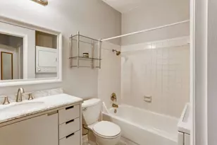 114 E 31st St, Austin, TX 78705 - Photo 8