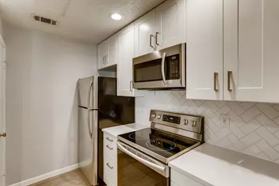 114 E 31st Street #209, Austin, TX 78705 - Photo 4