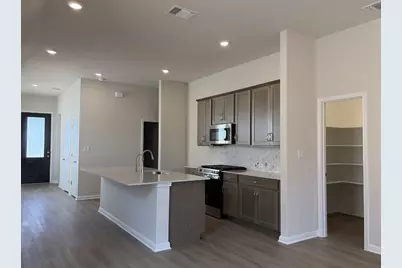 112 Lions Tail Cove, San Marcos, TX 78666 - Photo 4