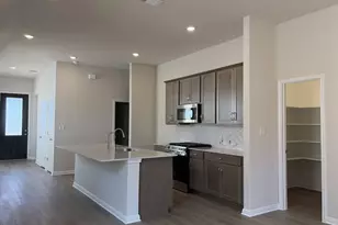 112 Lion's Tail Cv, San Marcos, TX 78666 - Photo 4