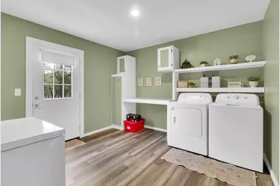 107 SW Forest Hill Cove, Dale, TX 78616 - Photo 20