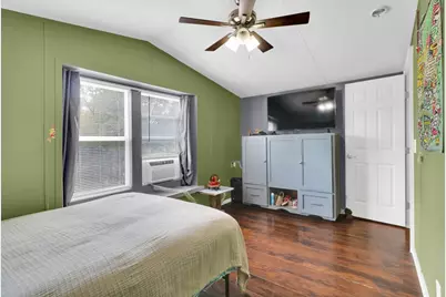 107 SW Forest Hill Cove, Dale, TX 78616 - Photo 14