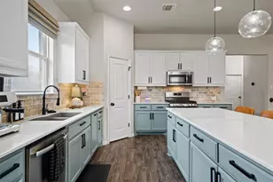 705 Hereford Loop, Hutto, TX 78634 - Photo 8