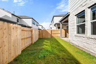 115 Verra Wy, Georgetown, TX 78626 - Photo 32