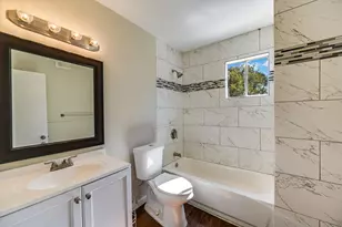 1813 Woodland Ave, Austin, TX 78741 - Photo 14