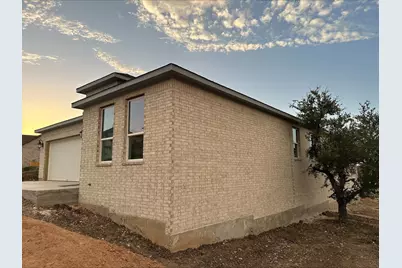 121 Amber Oak Lane, Georgetown, TX 78628 - Photo 18