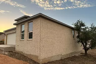 121 Amber Oak Ln, Georgetown, TX 78628 - Photo 18