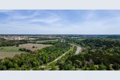 121 Amber Oak Lane, Georgetown, TX 78628 - Photo 22