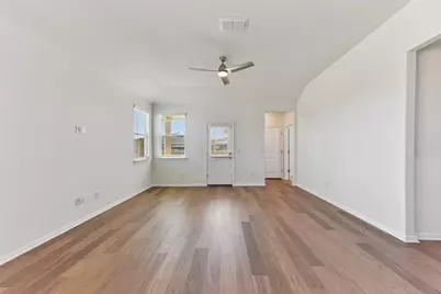 557 Porter Country Parkway, Buda, TX 78610 - Photo 2