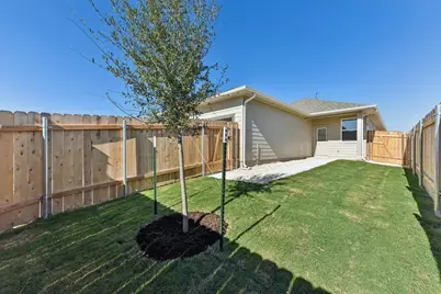 557 Porter Country Parkway, Buda, TX 78610 - Photo 16