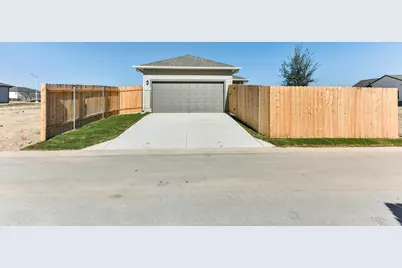 557 Porter Country Parkway, Buda, TX 78610 - Photo 18